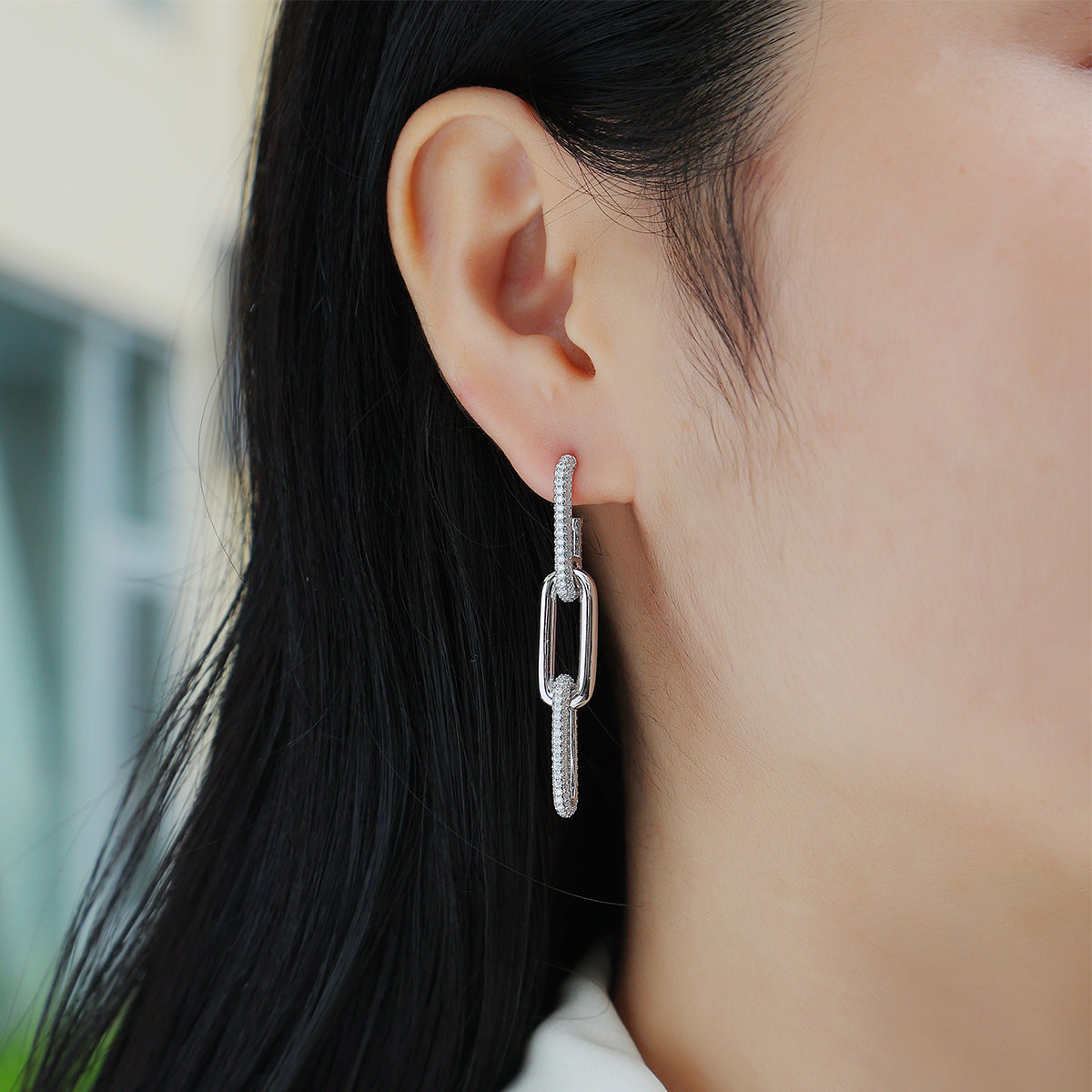 Vera Moissanite Chain Drop Earrings