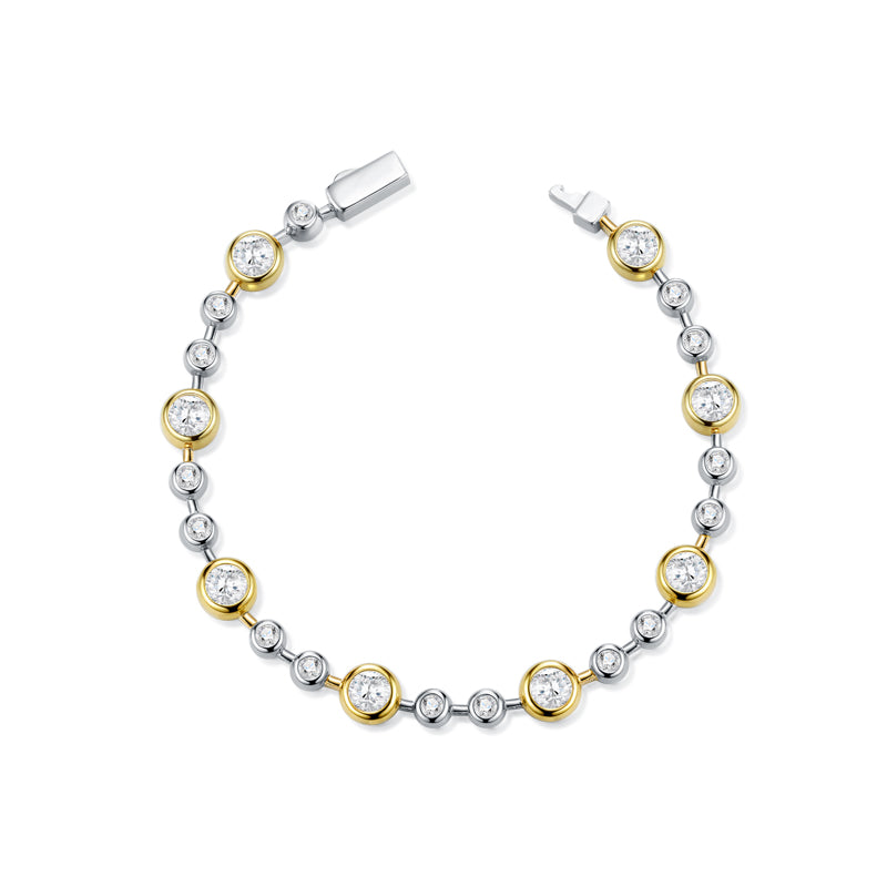A Luxurious And Fashionable Minimalist Jewelry Bracelet Featuring Top-quality Moissanite, Made Of S925 Silver Electroplated With Platinum.