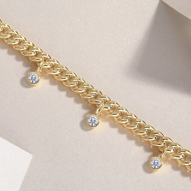 Set With Top-quality Moissanite, This Luxurious And Fashionable Light Luxury Trend Jewelry Silver Bracelet Is S925 Silver-plated With Gold