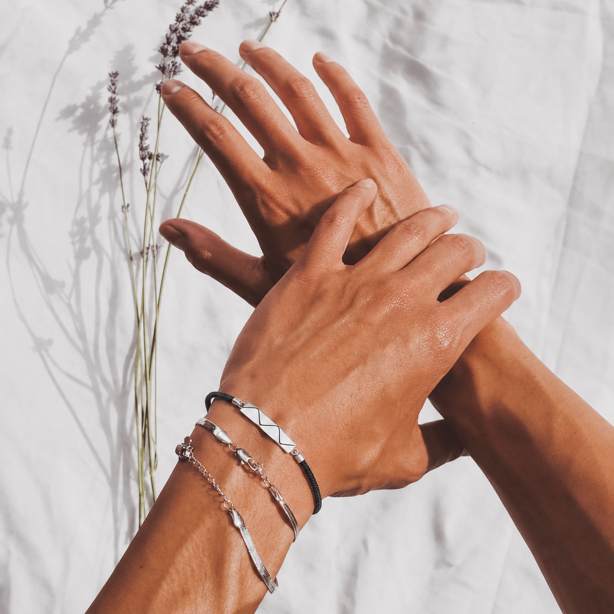 Diamond-shaped  Braided Bracelet